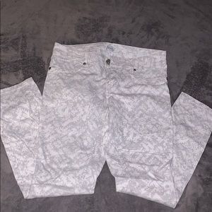 Seven7 White Skinny Jeans